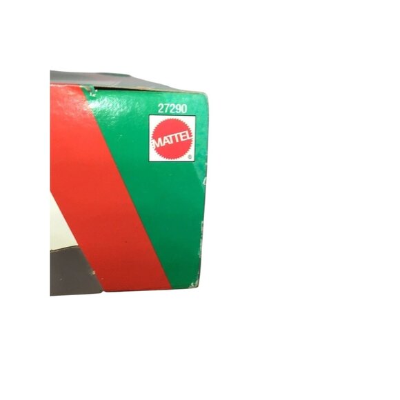 Mattel Vintage Holiday Surprise Barbie (2000)- Item# 27290 - Picture 11 of 13